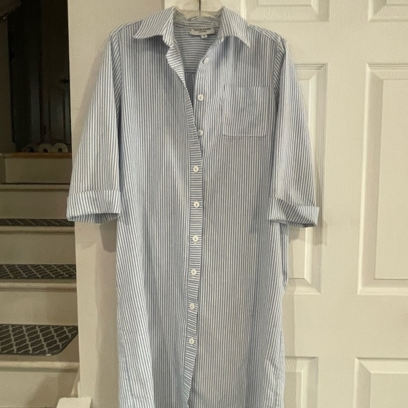 Schrader Dresses & Skirts - Schrader button up women’s dress.